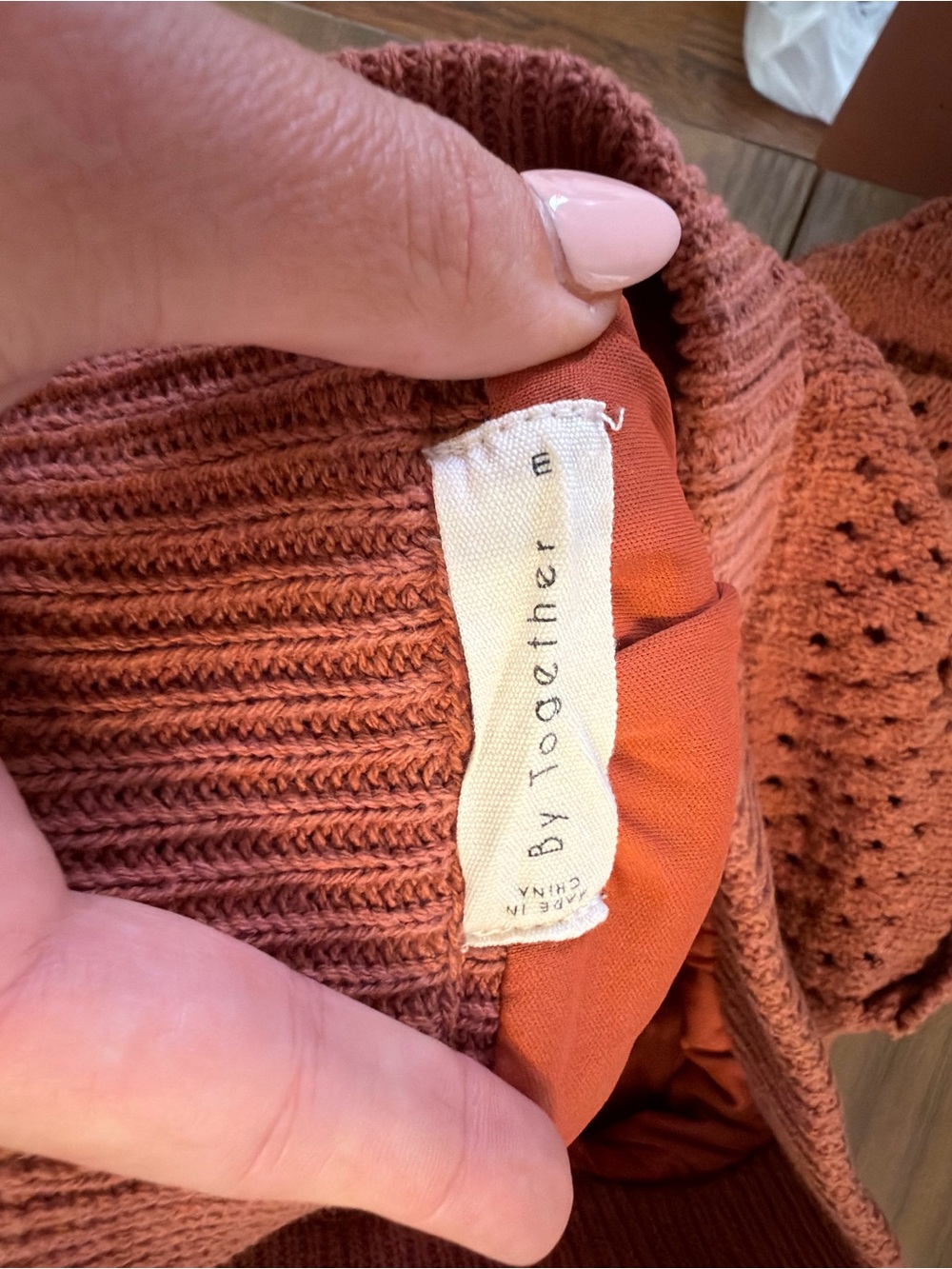 Sweater Subcategory Identification - Picture 4 of 4